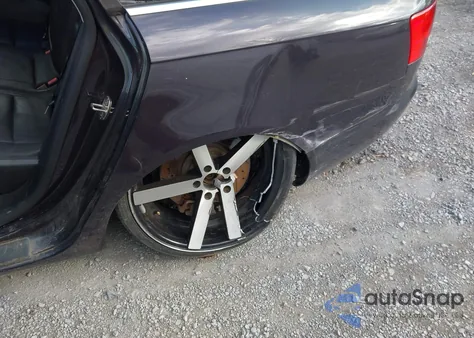 2005 Audi A6 4.2 из США, поврежденный, VIN WAUDL74F15N029398